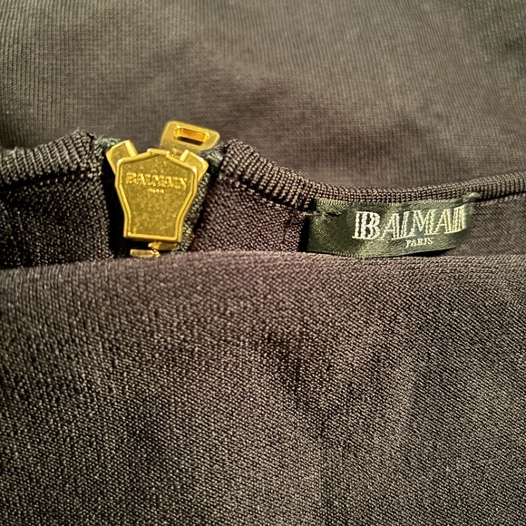 BALMAIN Side Lace-Up Black Halter Midi
Dress. - Picture 10 of 12